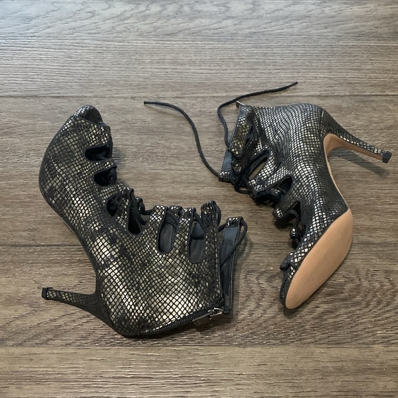 NWT Luciana Lace Up Open Toe Bootie | Size 11 - Picture 3 of 9